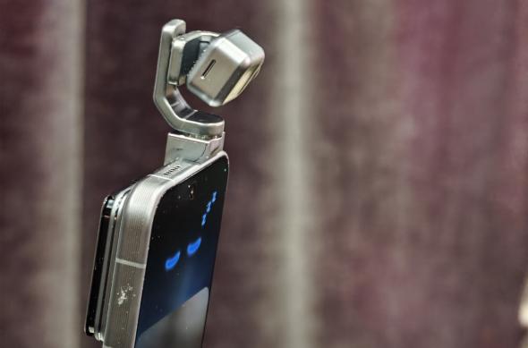 Honor Robot Phone - Fotografii hands-on MWC 2026: IMG_20260301_143844.jpg