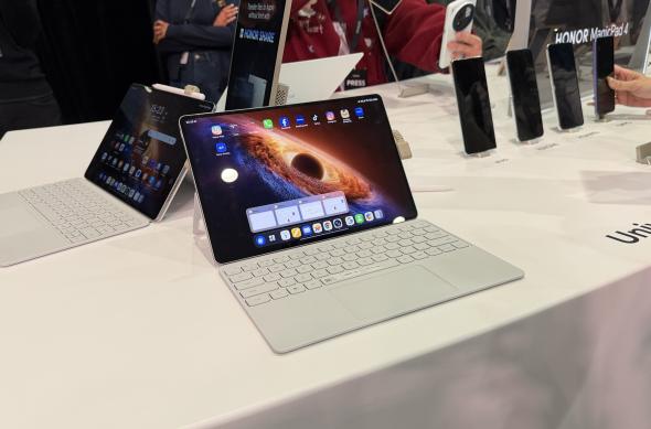 Honor MagicPad 4 - Fotografii hands-on, MWC 2026: Photo 01.03.2026, 15 23 14.jpg