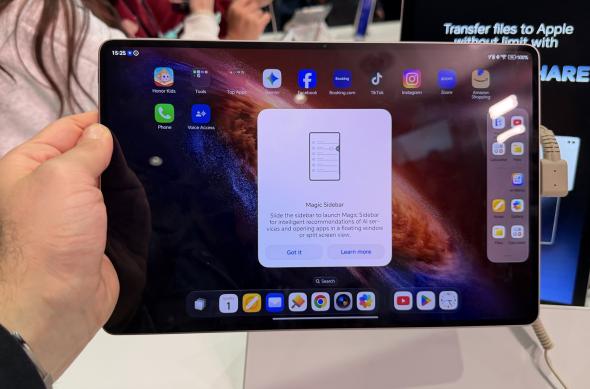Honor MagicPad 4 - Fotografii hands-on, MWC 2026: Photo 01.03.2026, 15 25 43.jpg