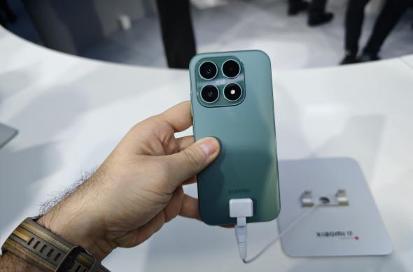 Xiaomi 17 - Fotografii hands-on MWC 2026: IMG_20260228_064952.jpg