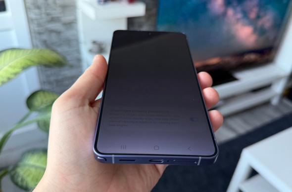 Samsung Galaxy S26 Ultra - Privacy Display: Privacy_ (4).jpg