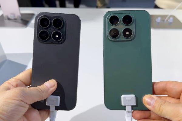 MWC 2026: Xiaomi 17 Hands on - baterie mai mare decât Ultra, 4 camere de 50 MP