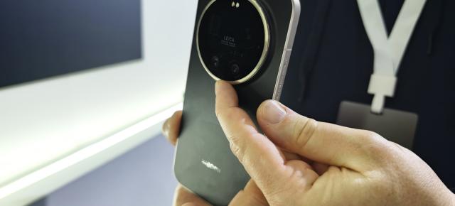 MWC 2026: Leica Leitz Phone Hands-on - o bijuterie de inginerie germană