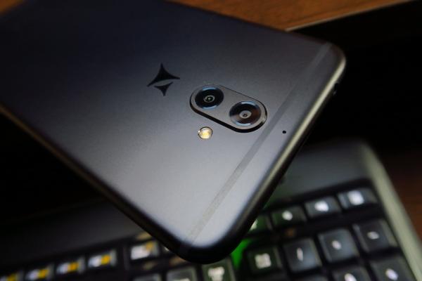 Allview X4 Soul: Design cu care şi Apple ar fi de acord, cu adevărat premium