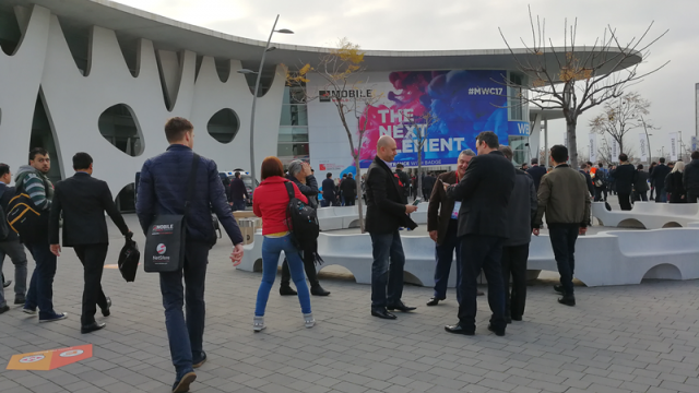 <b>Cum a fost experiența Mobile World Congress 2017? Nokia, Huawei, Sony și LG primesc toți laurii!</b>O nouă experiență marca Mobile World Congress am adăugat-o pe listă anul acesta când am participat pentru a 3-a oară consecutiv la târgul spaniol. Am participat și la câteva evenimente de lansare, iar în rândurile de mai jos aveți și câteva detalii despre