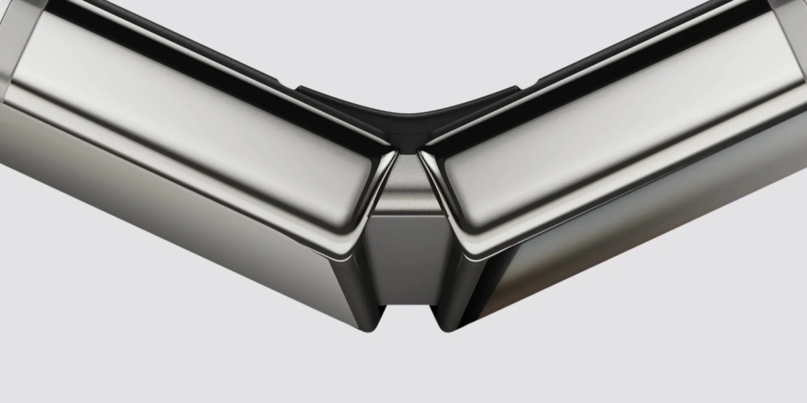 iPhone Duo ar putea deveni cel mai greu de găsit telefon Apple la debut; balamaua limitează producția