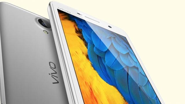 <b>Vivo lansează smartphone-ul Y21L în India; terminal 4G cu dotări modeste și preț accesibil</b>Producătorul chinez Vivo anunță astăzi debutul unui nou terminal de buget, model numit Y21L și comercializat pentru un preț de doar 112 dolari în India. Acesta ne oferă dotări destul de standard, cum este cazul unui display de 4.5 inch, a unui procesor 