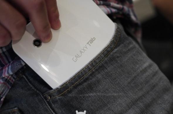 Marea buzunareala: Samsung Galaxy Tab, tablet de buzunar? (Video): samsung_galaxy_tab_4.jpg