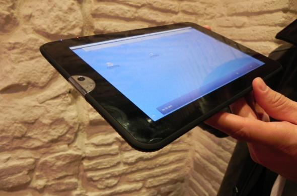 MWC 2011: Câteva minute În compania unei tablete Toshiba de 10 inch, direct din Barcelona (Video): dscn3525jpg.jpg