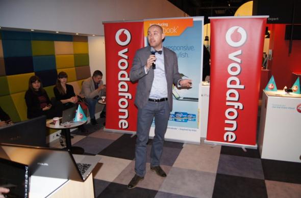 Lansare Vodafone pentru tablete și portabile ASUS cu Windows RT / Windows 8 [video]: lansare_vodafone_asus_18.jpg