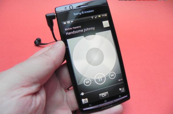 Review Sony Ericsson Xperia Arc S - mult din Xperia Arc, puțin În plus și o promisiune de evoluție (Video): sony_ericsson_xperia_arc_s_review_mobilissimo_15.jpg