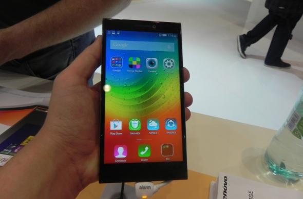 IFA 2014: Lenovo Vibe Z2 hands on - telefon selfie midrange cu carcasă din aluminiu (Video): dscn9482jpg.jpg