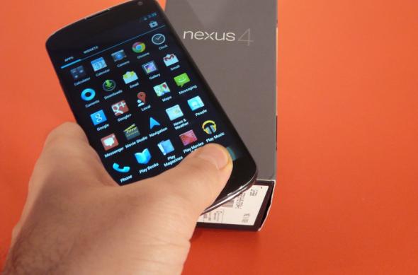 Google Nexus 4 unboxing: scoatem din cutie cel mai nou Google Phone, vine fără căști! (Video): p1300961jpg.jpg