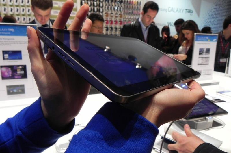 MWC 2011: Samsung Galaxy Tab 10.1 Într-o experiență hands on pentru Mobilissimo (Video): samsung_galaxy_tab_101_hands_on_05jpg.jpg