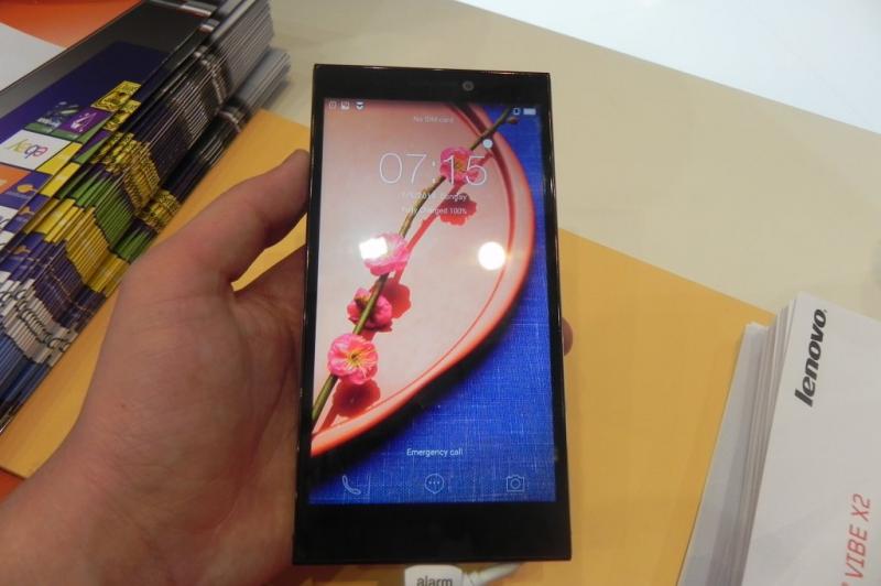 IFA 2014: Lenovo Vibe Z2 hands on - telefon selfie midrange cu carcasă din aluminiu (Video): dscn9481jpg.jpg