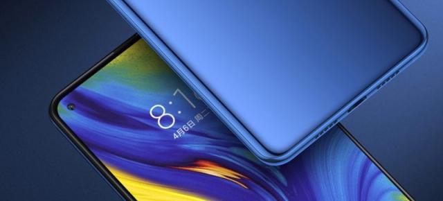 Și cei de la Xiaomi pregătesc un smartphone cu decupaj în ecran pentru camera selfie; Apar brevete ce confirmă adoptarea trendului