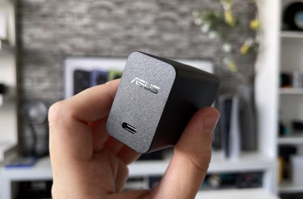 ASUS Zenfone 10 Unboxing: ASUS-Zenfone-10_029.jpg