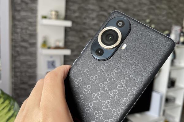 HUAWEI nova 11 Pro: Cameră de luat în vacanță, ce redă perfect culorile + setup selfie dual pentru vlogging de acasă 
