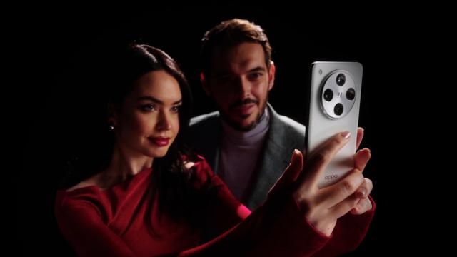 <b>OPPO lansează un spot promo pentru Find X8 Pro, difuzat în cinematografele din România și în mediul digital</b>Finalul de an 2024 a marcat și revenirea seriei flagship Find X de la OPPO pe plan local, în frunte cu OPPO Find X8 Pro pe care l-am testat în detaliu chiar aici. A fost demarată în momentul cu pricina și o campanie de lansare, care iată
