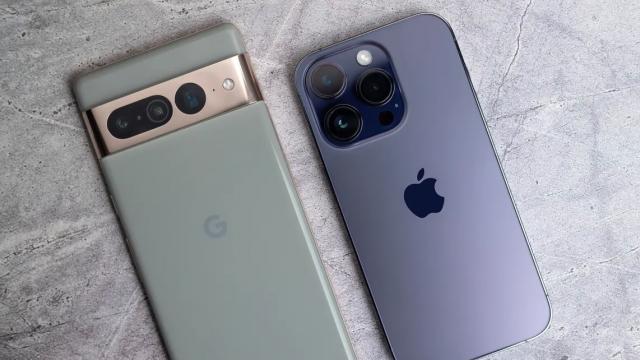 <b>Google prinsă folosind un iPhone pentru a promova Pixel 7; Apar primele buguri pe Pixel 7 Pro</b>Luna trecută s-a împlinit un deceniu când Nokia a fost prinsă falsificând reclama la Nokia 920, folosind o cameră specializată cu rig de stabilizare. Au mai fost câteva cazuri de-a lungul vremii, dar în general găsim echipe de PR care folosesc