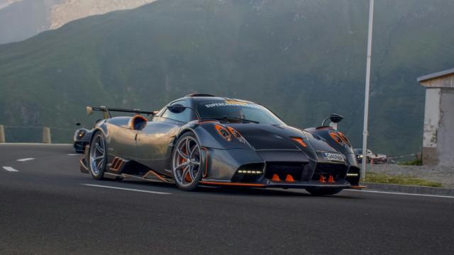 <b>"Pagani" ar fi numele de cod purtat de un viitor pliabil OnePlus, poate chiar unul în stil Flip</b>Pentru anul 2025 știm că nu va exista un OnePlus Open 2, dar asta nu înseamnă că nu există nici un alt pliabil în pregătire, unul complet diferit de formatul Fold adoptat în exemplul de față. Nu o spunem noi, ci zvonacul Maj Jambor