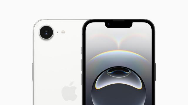 <b>iPhone 16e costă mai mult, dar se vinde mai bine decât varianta SE; Funcționează strategia Apple?</b>iPhone 16e, noul model entry-level din gama Apple, pare să aibă un start mai bun decât predecesorul său, iPhone SE. Conform unui raport Bloomberg, vânzările iPhone 16e sunt cu 60% mai mari față de cele ale SE în aceeași perioadă de după lansare