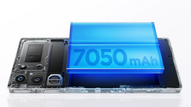 <b>Preț și disponibilitate Nubia Redmagic 10 Pro în România (smartphone Nubia Music cadou)</b>ZTE își întărește prezența pe plan local astăzi, moment în care anunță disponibilitatea oficială a lui Nubia Red Magic 10 Pro - smartphone de gaming la superlativ care printre altele are și cameră frontală sub ecran. Vine și cu un