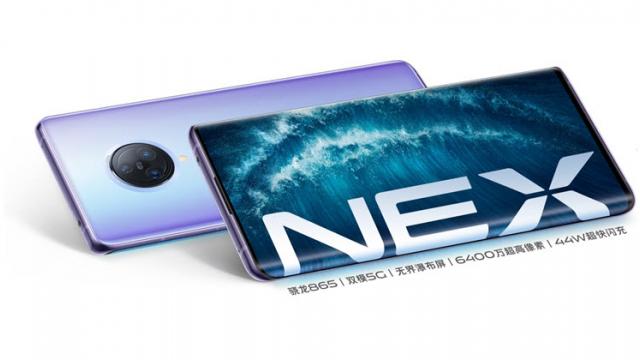 <b>Vivo NEX 3s este acum oficial și vine cu ecran de 6.89 inch, stocare UFS 3.1 și cameră triplă în spate</b>Lansările din luna martie continuă și astăzi facem cunoștiință cu Vivo NEX 3s - un terminal foarte arătos care se remarcă printr-un ecran curbat de tip "cascadă" și dotări high-end la pachet