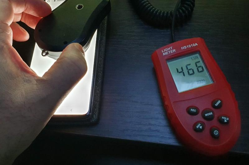 Luminozitate displaySamsung Galaxy A51 și ecran văzut la microscop: Samsung-Galaxy-A51_087.jpg