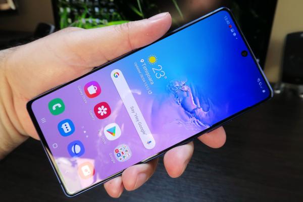 Samsung Galaxy S10 Lite: OS, UI, aplicaţii fix ca pe Galaxy S20