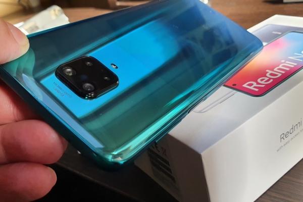 Redmi Note 9 Pro Unboxing + primele impresii: cel mai arătos spate de telefon midrange, procesor Snapdragon nou (Video)