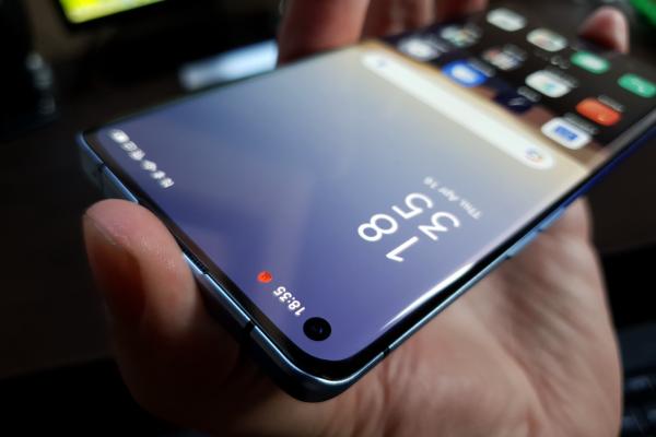 Oppo Reno 3 Pro (5G) Review în Limba Română
