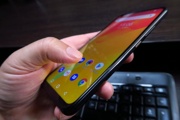 Allview Soul X7 Pro: Benchmark-uri de talia lui Xperia XA2, fără lag
