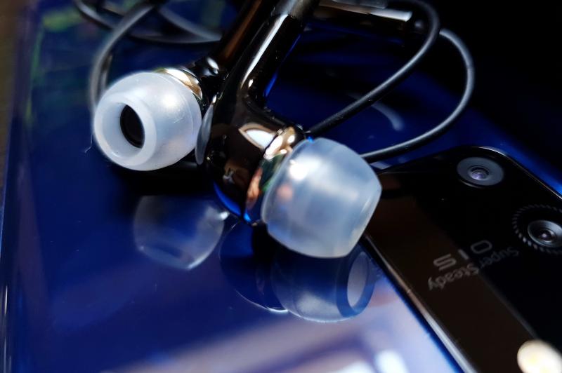 Samsung Galaxy S10 Lite - Accesorii: Samsung-Galaxy-S10-Lite_009.jpg