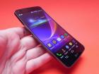 LG G Flex Review: telefonul curbat Își flexează mușchii, se dovedește "subțire" În unele aspecte (Video)