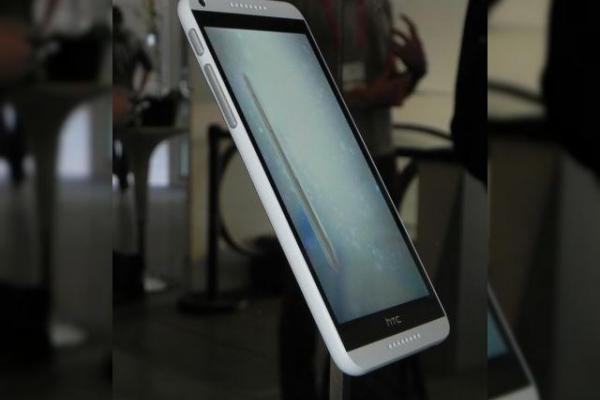 HTC Desire 816 hands on preview: cel mai interesant telefon midrange din Barcelona (Retro MWC 2014 - Video)