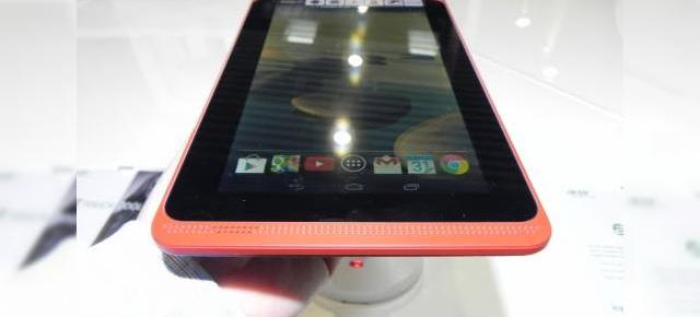 Acer Iconia B1-720 hands on preview: tableta dual core accesibilă și compactă (Retro MWC 2014 - Video)