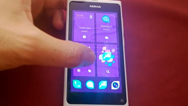 <b>Nokia N9 - Dispozitivul polivalent ce rulează În mod standard MeeGo, demonstrează acum prin suportul comunității afinități către Sailfish OS (Video)</b>Putem spune că Sailfish OS și sistemul de operare pe care Nokia N9 îl promovează - MeeGo sunt oarecum înrudite, având în mare parte aceeași părinți, anume o bună parte a echipei de la Nokia responsabilă de sistemul de operare de acum lipsit de...