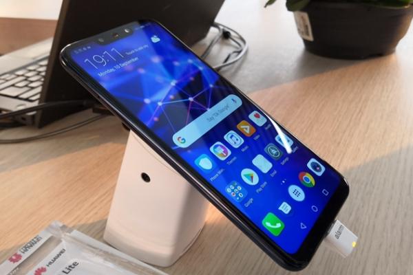 Huawei Mate 20 Lite hands-on review: impresii de la lansarea locală (Video)