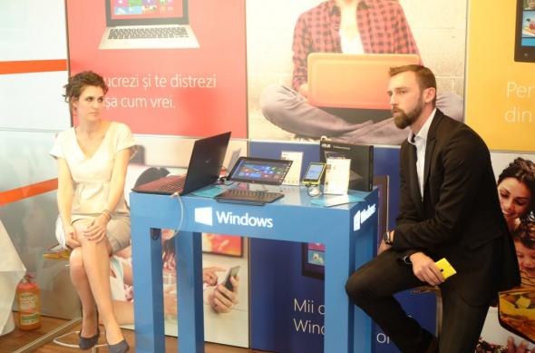 Detalii privind parteneriatul dintre Microsoft și Orange (video): dscf9195jpg.jpg