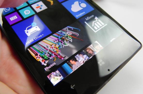 Nokia Lumia 930 review: "cărămida premium" cu acustică foarte bună și captură nocturnă excelentă lovește concurența (Video): nokia_lumia_930_review_081jpg.jpg