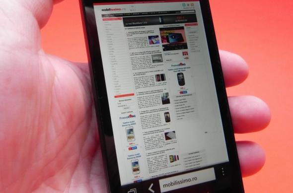 BlackBerry Z10 - Galerie foto Mobilissimo.ro: blackberry_z10_review_mobilissimo_ro_38jpg.jpg