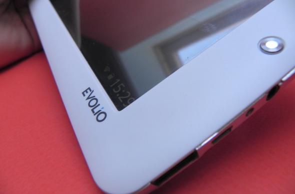 Evolio Evotab 2 review - tabletă ieftină cu specificații rezonabile și mici defecte specifice gamei de produse (Video): review_evolio_evotab_2_mobilissimo_ro_05jpg.jpg