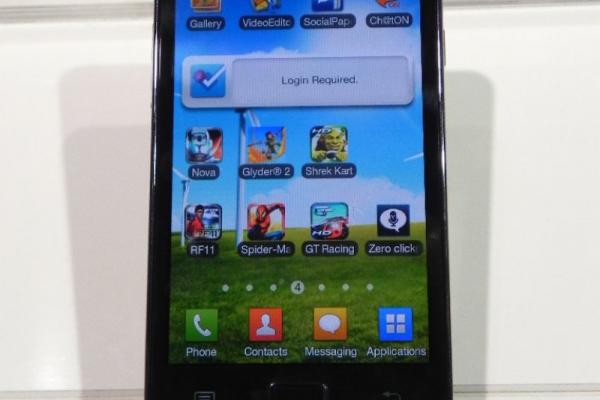 Aventurile unui &ldquo;Mobilissimoâ€ În ziua 1 a MWC: Conferința LG, Xperia Play, tableta Samsung și... omul cu arma!