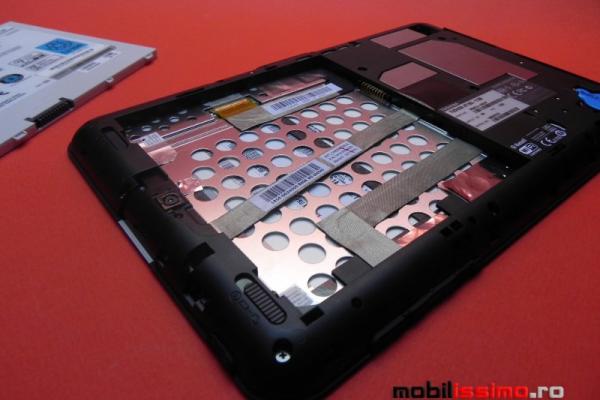 Review Toshiba Thrive - frumoasa adormită care ar fi putut mai mult (Video)