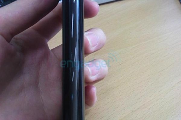 Google Nexus S confirmat! Fabricat de Samsung și parte a seriei Galaxy S; iată primele imagini!