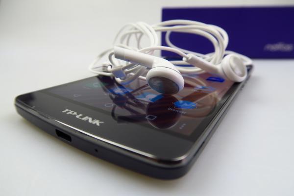 TP-Link Neffos C5 Max: Multimedia cu un coş plin de note muzicale, fără bas totuşi