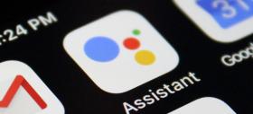 Telefoanele Android ar putea permite interacțiunea cu Google Assistant fără a rosti comanda vocală "Hey Google" de fiecare dată, în unele scenarii