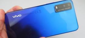 Vivo Y20s: Design cu un gradient sexy, construcţie din plastic calitativă