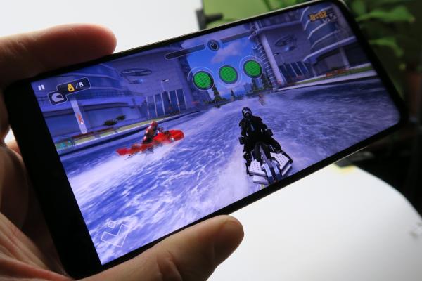 Motorola Moto G 5G: Benchmark-uri din liga lui Snapdragon 765G